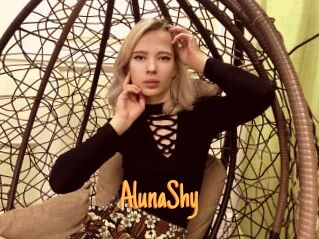 AlunaShy