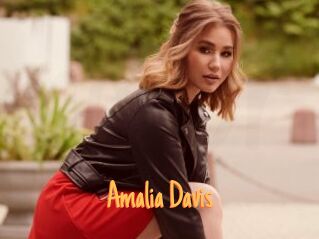 Amalia_Davis