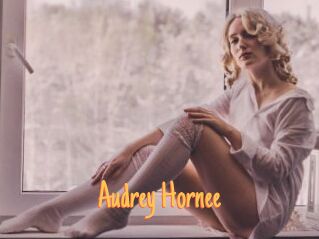Audrey_Hornee