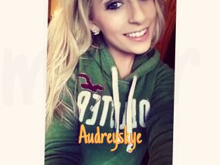 Audrey_skye
