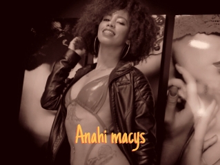Anahi_macys