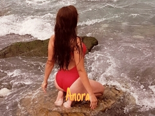Anora
