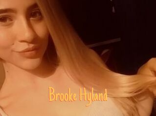 Brooke_Hyland