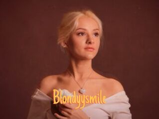 Blondyysmile
