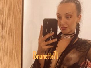 Brunette71
