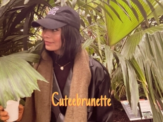 Cuteebrunette