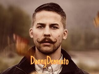 DannyDemeato Mobile Porno