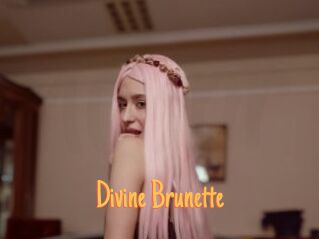 Divine_Brunette