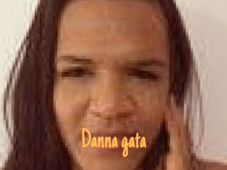 Danna_gata