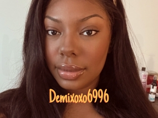 Demixoxo6996