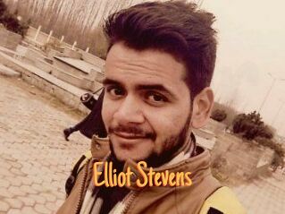 Elliot_Stevens