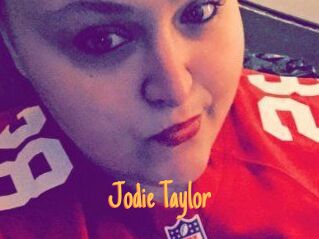 Jodie_Taylor