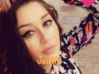 Julia982