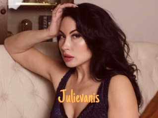 Julievanis