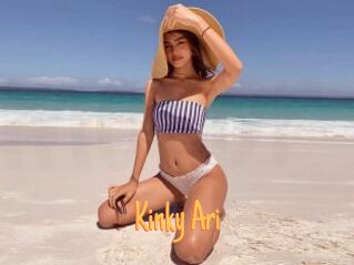 Kinky_Ari