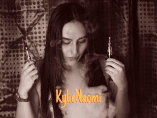 KylieNaomi