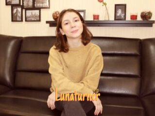 Lunaturner