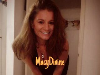 Macy_Divine