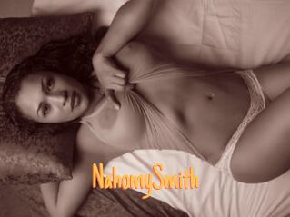 NahomySmith