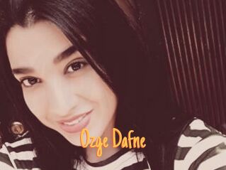 Ozge_Dafne