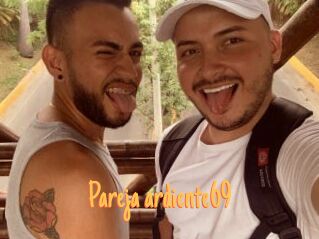 Pareja_ardiente69