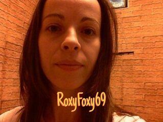 RoxyFoxy_69