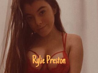 Rylie_Preston