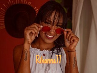 Rihanna77