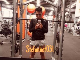 Stefanhot031