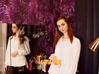 Teona_Fay