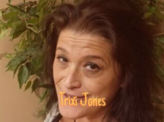 Trixi_Jones