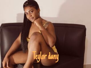 Teylor_dany