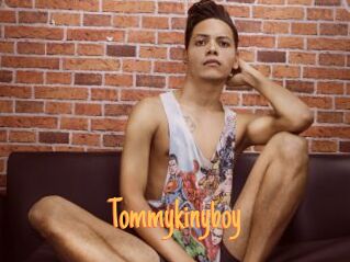 Tommykinyboy