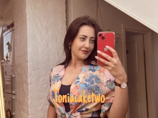 Toniacaketwo
