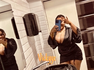 Vickyye