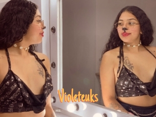 Violeteuks