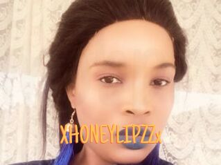 XHONEYLIPZZx